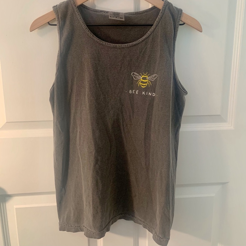 Wholesome Culture Bee Kind Beach Tank Size Small